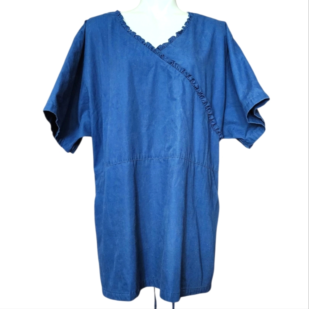 Dickies Womens Navy Scrub  Shirt